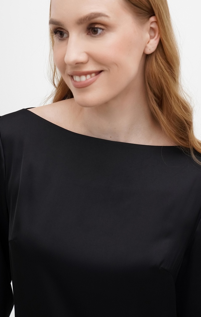 Gitta Maxi Black Long Sleeve 